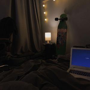 日亚州女人逼好叙服
